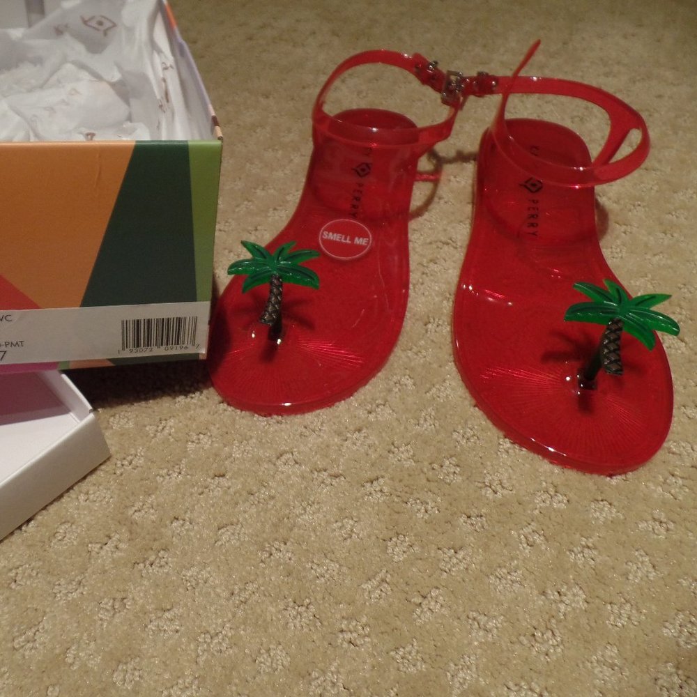 New Women's Katy Perry Jelly sandals size 7. Red with palm trees